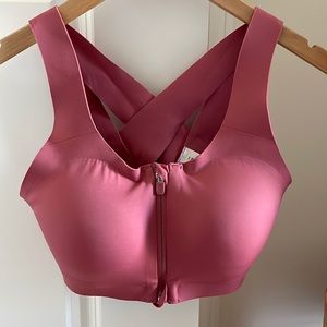 Lululemon Enlite front zip bra 32D